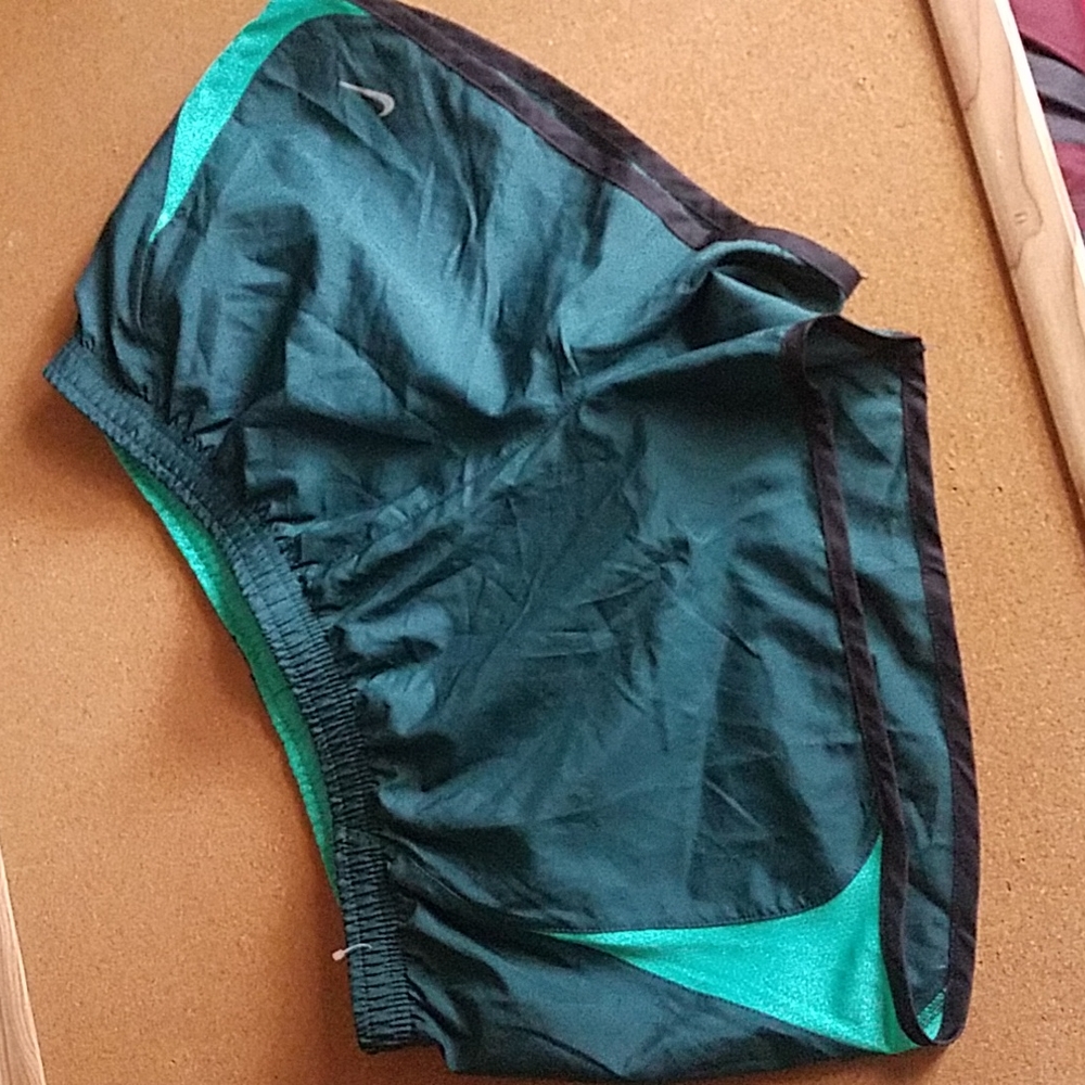 Nike Performance Running Active Green Shorts Size… - image 1